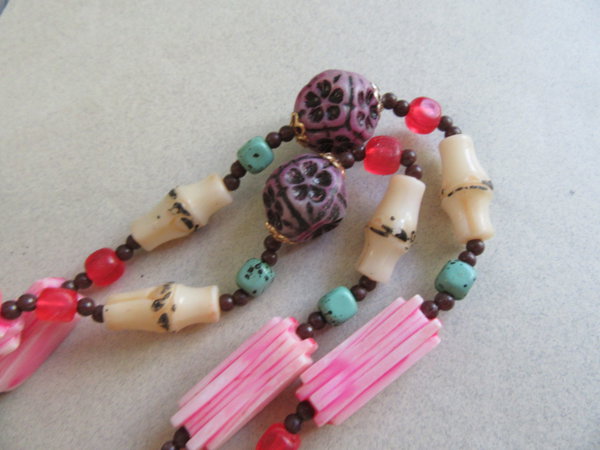 1960's Tiki Style Necklace Pink Or Blue Vintage Jewelry