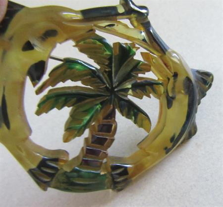1940's Bakelite Palm Tree Pin Apple Juice Vintage Jewelry 