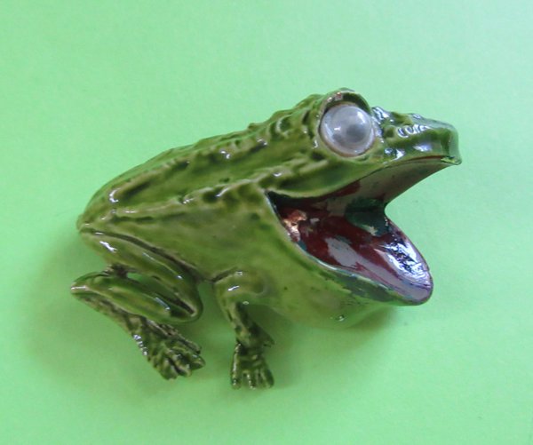 Vintage Frog Pin Google Eyes Signed ART