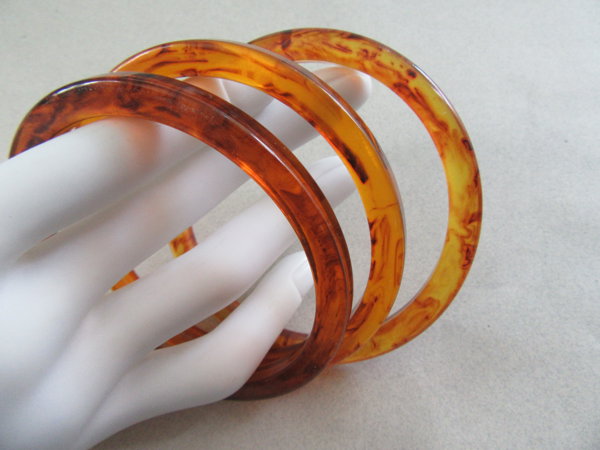 Vintage Bakelite Bangle Bracelets Tortoise