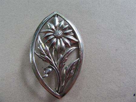 Vintage Sterling Silver Daisy OR Sunflower Pin Brooch 4.8 Grams Fine Jewelry