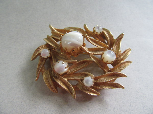 Vintage Mother of Pearl Abstract Pin