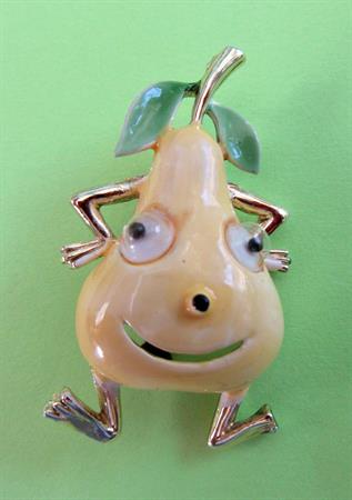 Anthropomorphic Google Eyes Yellow Pear Pin Googly JJ Jonette Fruit Figural Vintage Costume Jewelry