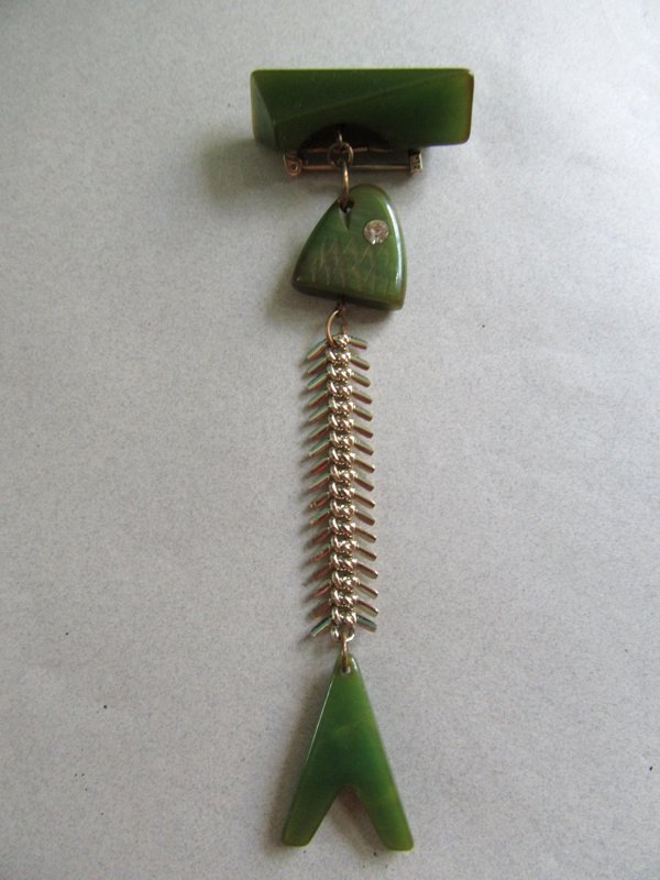 Vintage Bakelite Fish Bone Pin Figural 