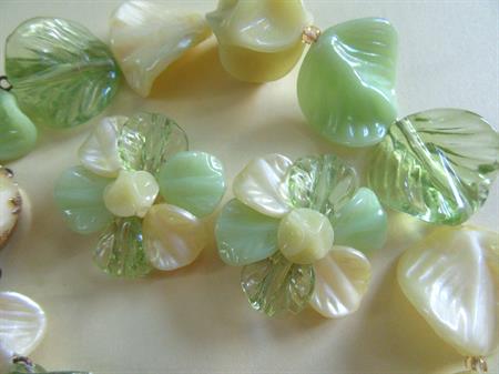 1960's Western Germany Lucite Leaves Necklace Set 