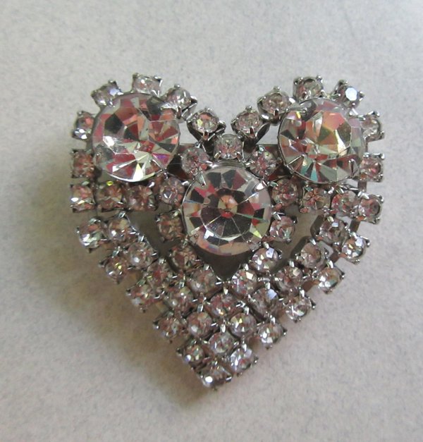 Vintage Rhinestone Heart Pin I Love You 