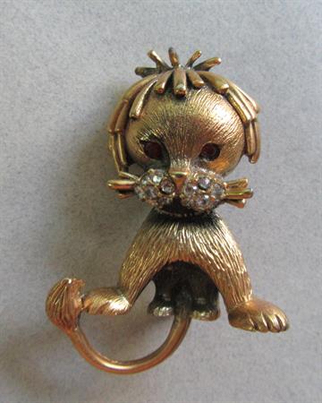 Vintage Signed Lion Cub Rhinestone Pin Leo August Birthday Figural Pin Big Cat