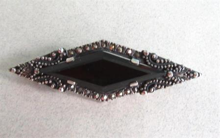 Sterling Silver Marcasite Art Deco Style Onyx Pin Brooch Fine Jewelry