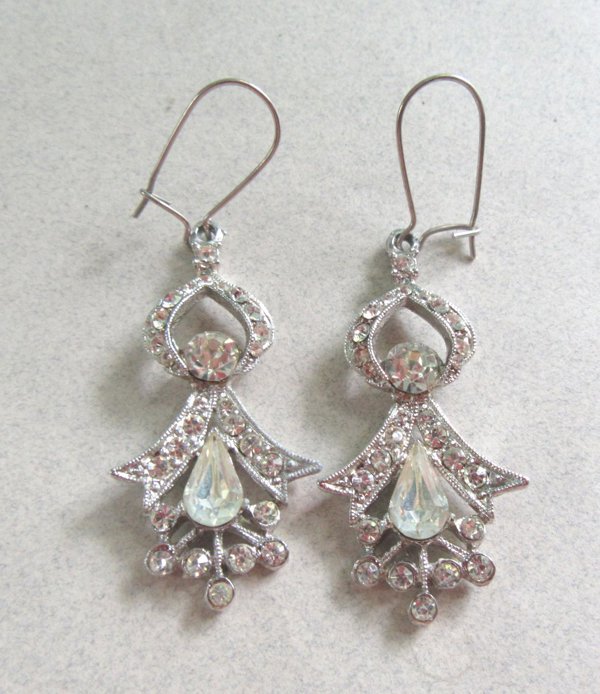 Art Deco Style Rhinestone Pierced Earrings 