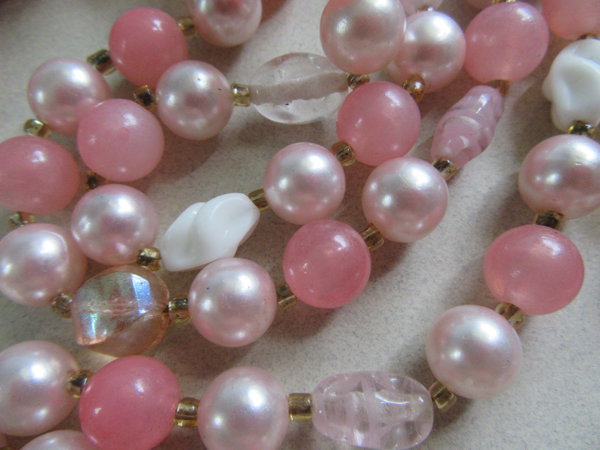 Vintage Pink Lucite Art Glass Necklace Japan 1950's Accessories 