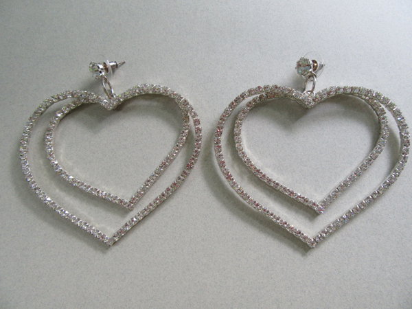 Rhinestone Hearts Earrings Never Worn 