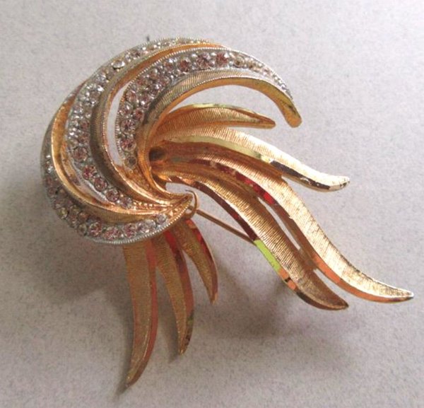 BSK Signed  Rhinestone Pin Vintage Signed Jewelry