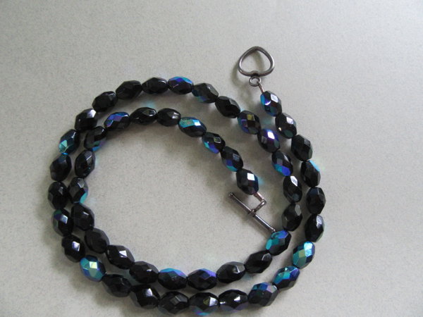 Glass Black Peacock Aurora Borealis Necklace 