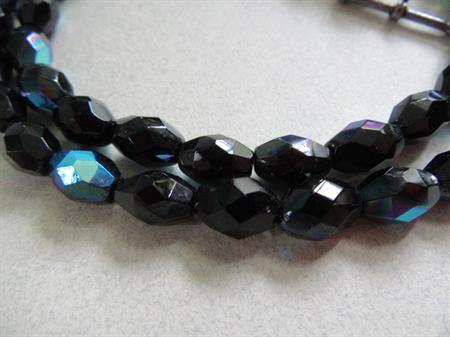 Glass Black Peacock Aurora Borealis Necklace 