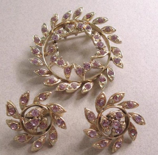 1950's Rhinestone Pin Set Lilac Vintage Jewelry