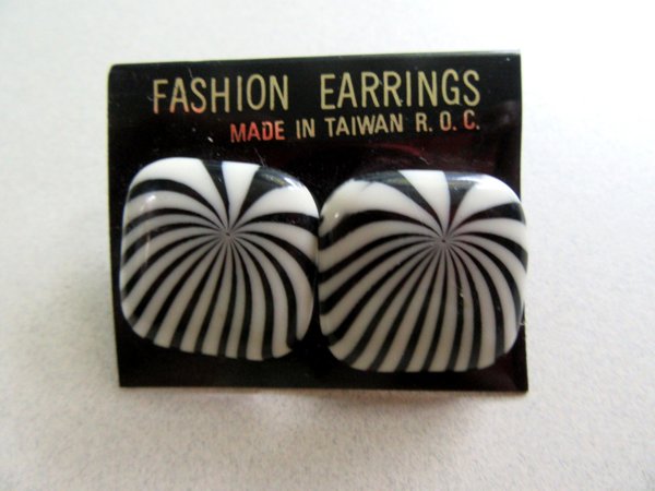 1980's Lucite Earrings Vintage Jewelry