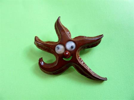 Anthropomorphic Google Eyes Pin Happy Starfish Googly Vintage Costume Jewelry Figural Ocean Sea 