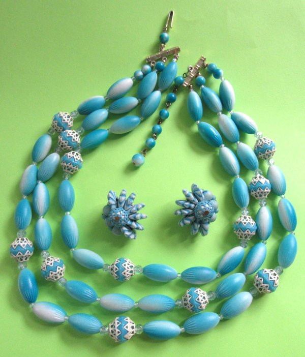 1950's Blue Choker Necklace Set Hong Kong Vintage Jewelry 