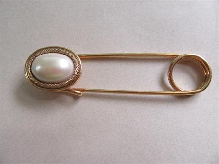 Large Vintage Faux Pearl Kilt Safety Pin Clothing Accessories