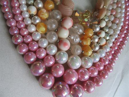 Vintage Beads Lot Waer Or Jewelry Making 