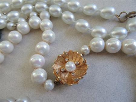 Vintage Jewelry Lot Faux Pearl Bracelet Necklaces