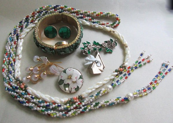 Vintage Jewelry Lot Some Signed Mother of Pearl Jade