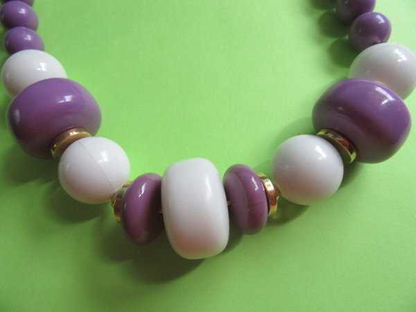 1980's Lucite Necklace Vintage Jewelry