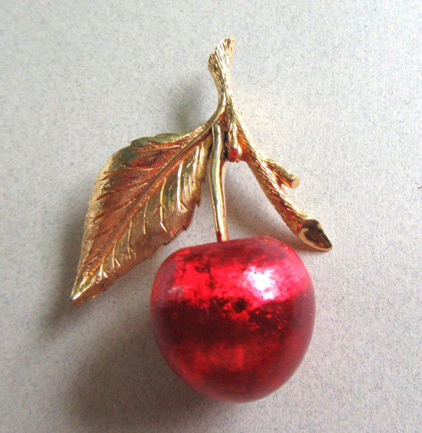 Vintage Cherry Pin Fruit Figural Jewelry