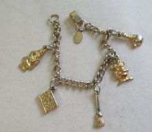 1980's Child's Cinderella Charm Bracelet Dinsney Collectibles