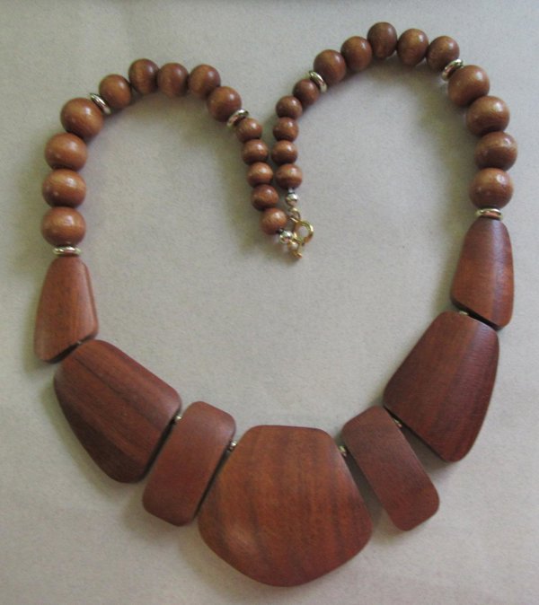 Vintage Wood Necklace 1980s Jewelry