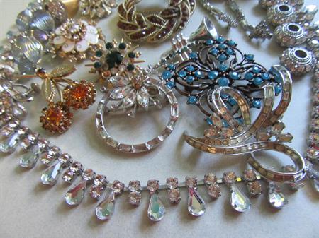 Rhinestone Junk Jewelry Lot Lisner Earrings