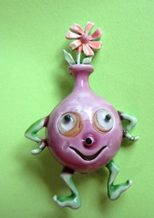 Vintage Anthropomorphic Vase Pin Google Eyes  Signed JJ 