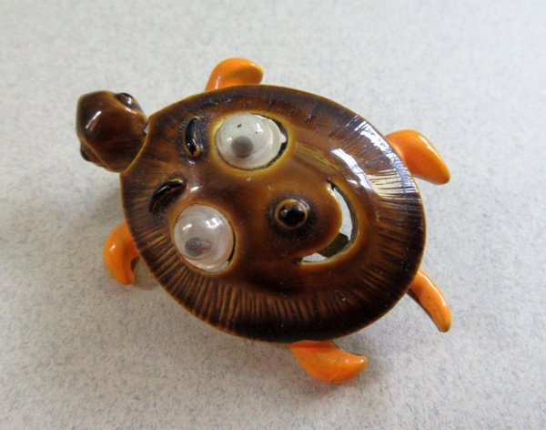 Vintage Anthropomorphic Turtle Pin Google Eyes Signed JJ
