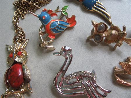 Vintage Bird Pin Lot And Owl Necklace  Brooches