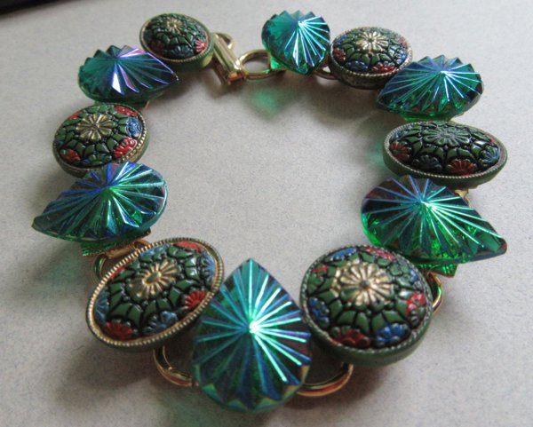 1950's Glass Bracelet Vintage Jewelry