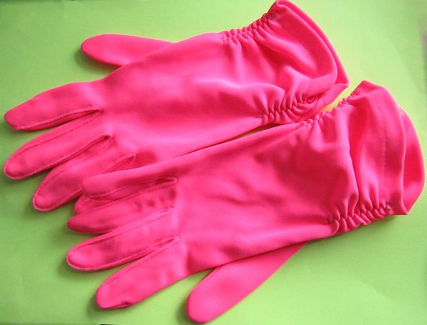 Vintage 1960's Hot Pink Nylon Short Gloves 