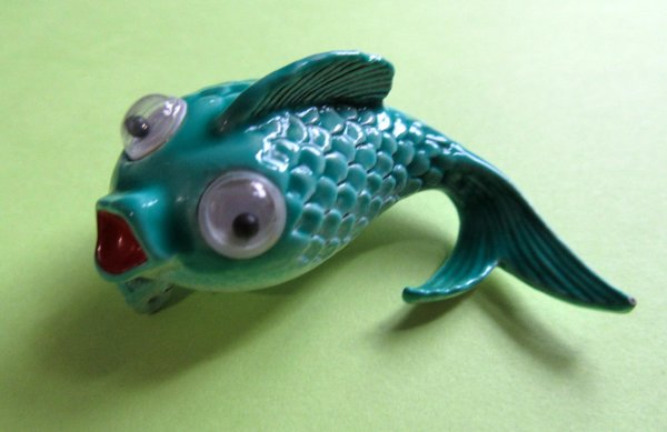 Vintage Anthropomorphic Fish Pin Google Eyes JJ Signed