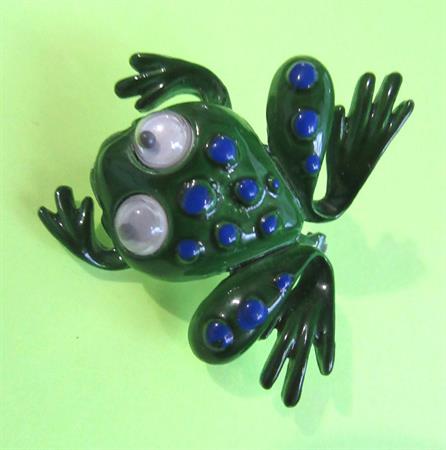 Anthropomorphic Google Eyes Pin Frog JJ Jonette Toad Green and Blue Googly Eyed Toad Googley Figural Costume Jewelry