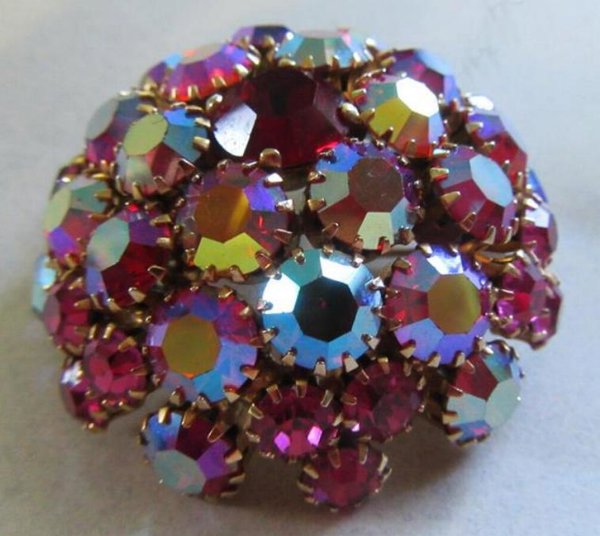 Vintage Warner Signed  Rhinestone Pin 