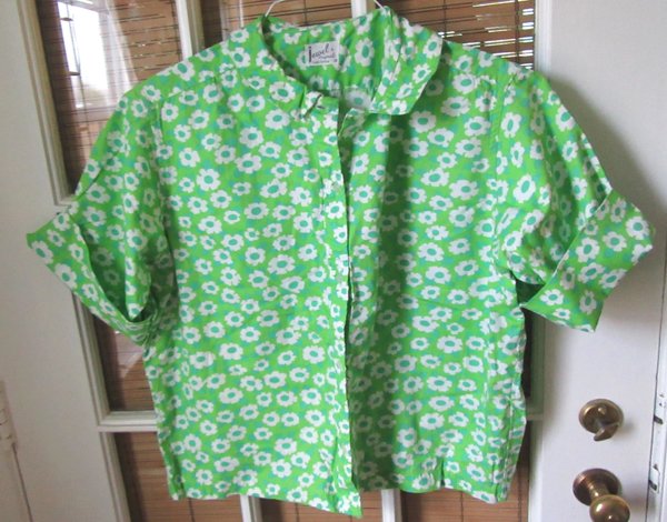 1960's Mod Cotton Daisy Blouse Ladies Vintage Clothing