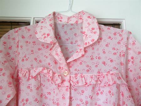 Ladies Vintage Pink House Dress Never Worn
