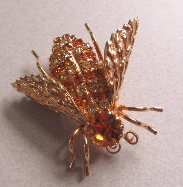 Vintage Rhinestone Bee Pin Bug Insect 