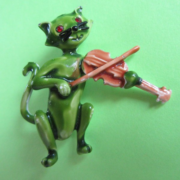 Vintage Anthropomorphic Cat With Fiddle Pin Signed JJ 