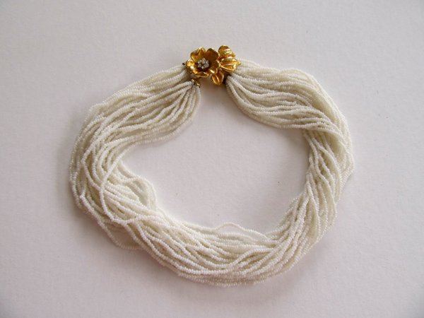 Vintage White Glass Seed Bead Necklace Rhinestone Clasp 