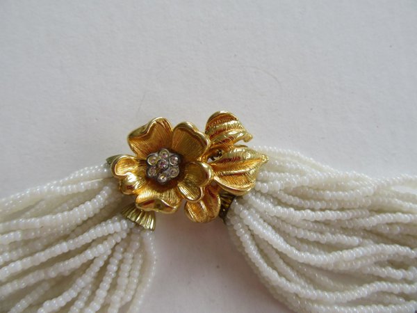 Vintage White Glass Seed Bead Necklace Rhinestone Clasp 
