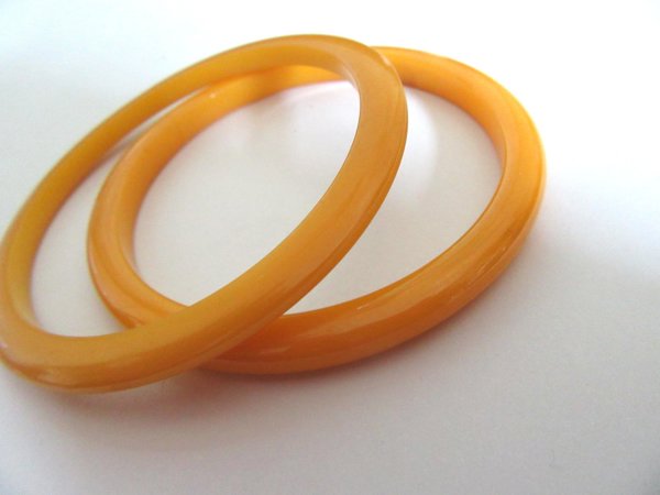 Vintage Bakelite Bangle Bracelets Butterscotch 