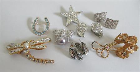 Rhinestone Pin Jewelry Lot Dragonfly Bug Star Earrings Vintage Costume Jewelry