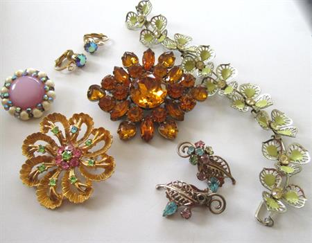 Vintage Costume Jewelry Junk Rhinestone Lot Destash Repurpose Jewelry Making