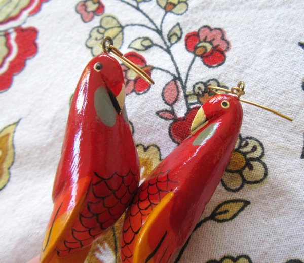 Vintage 1980's Parrot Earrings  Parrot Head 