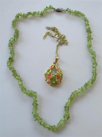 Genuine Stone Peridot Nugget Necklace Sterling Clasp Coral and Olivine Pendant Necklace 